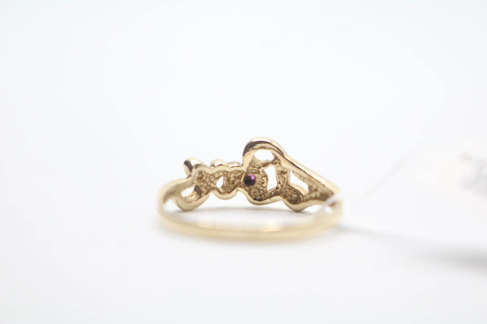 14k Yellow Gold "LOVE" Ring w/Red Ruby Stone (Size 9 1/4)