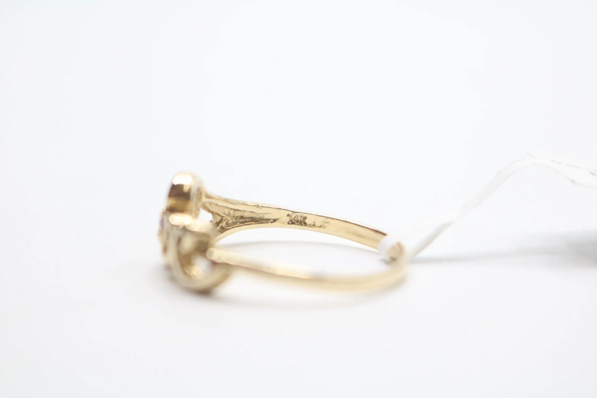 14k Yellow Gold "LOVE" Ring w/Red Ruby Stone (Size 9 1/4)