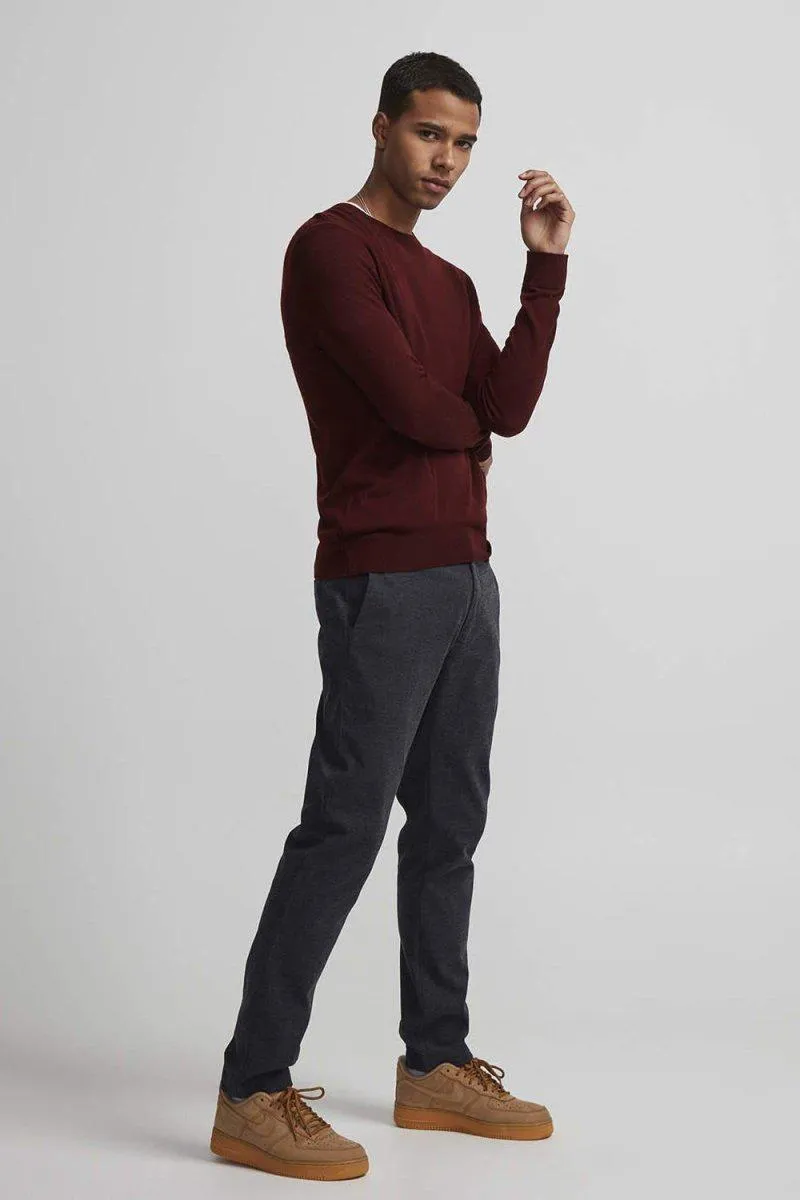 6120 Ted - Red