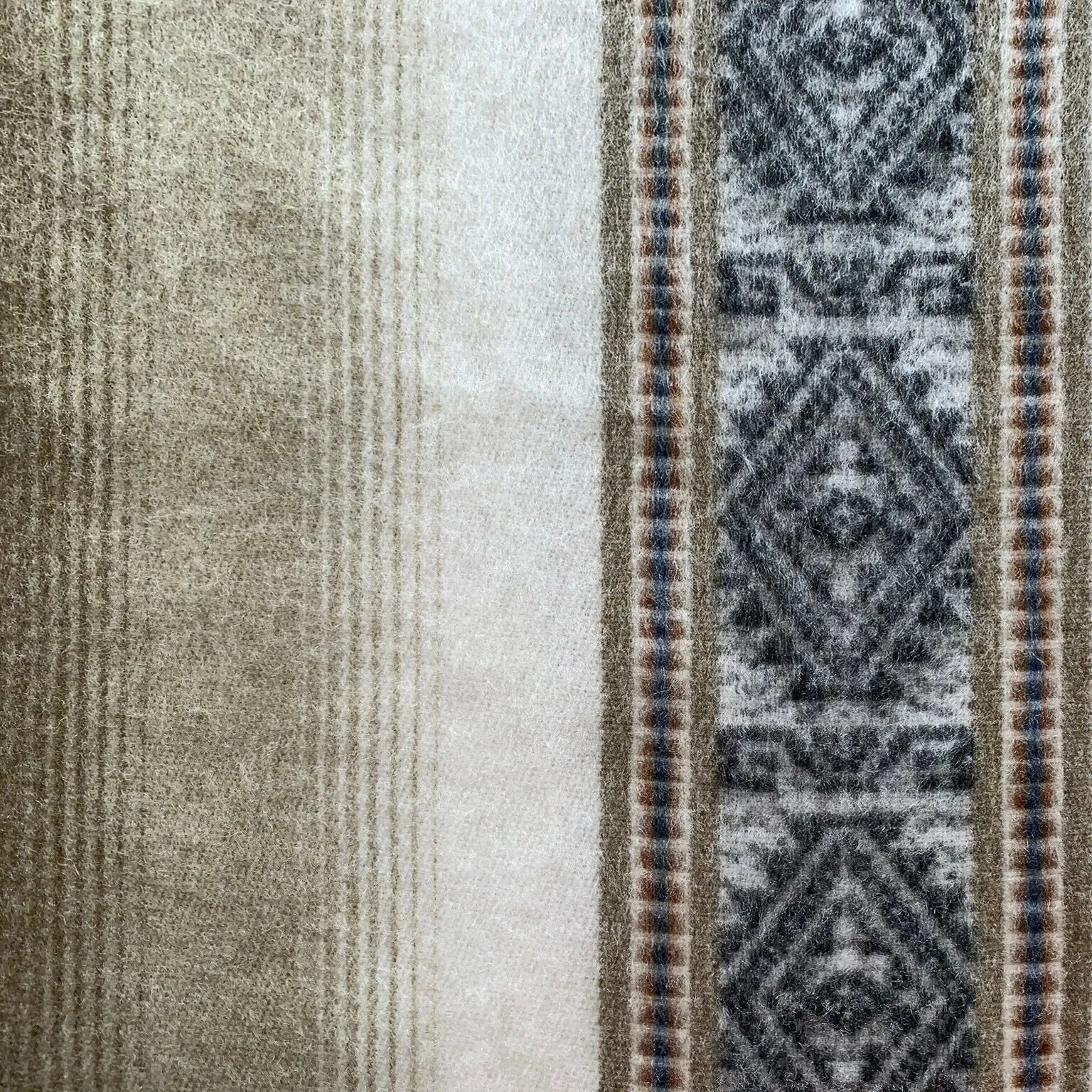 Alangasi - Lightweight Baby Alpaca Fringed Hooded Poncho - Beige - Unisex