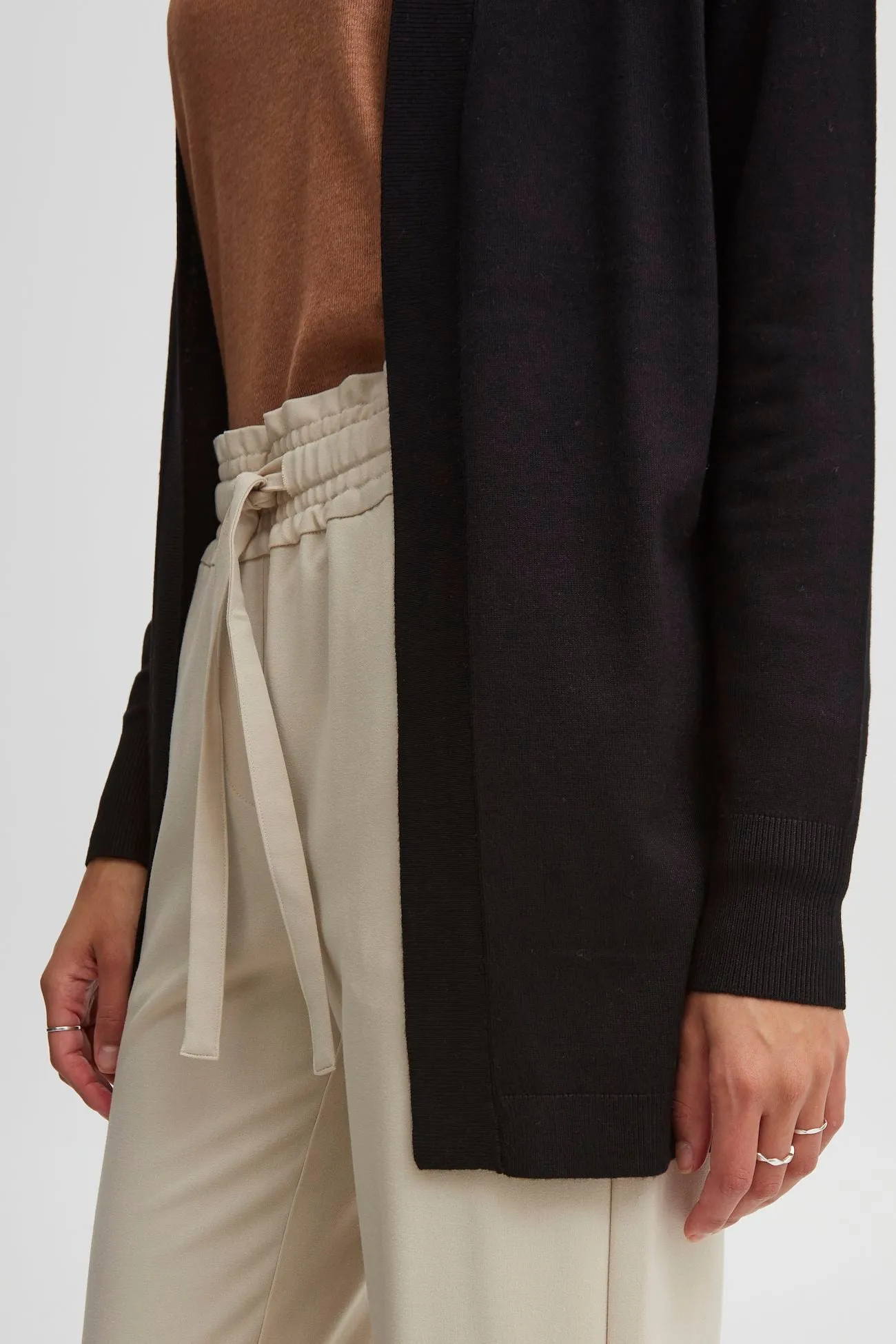 Byoung Bymmpimbah Long Cardigan Black