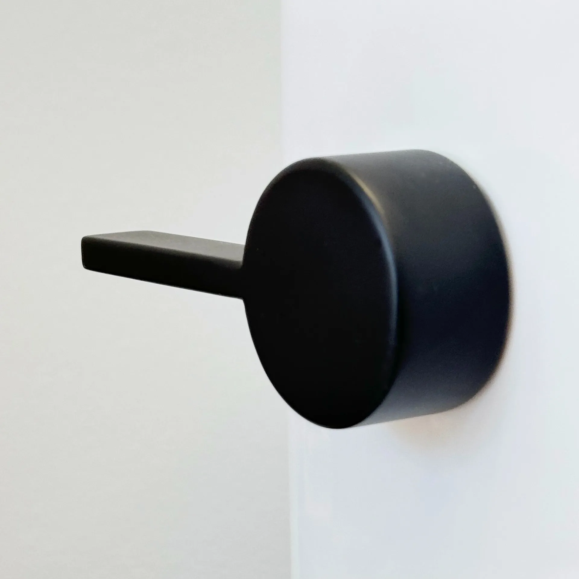 Color Handles: Glossy Gold, Matte Gold, Brushed Nickel, Matte Black
