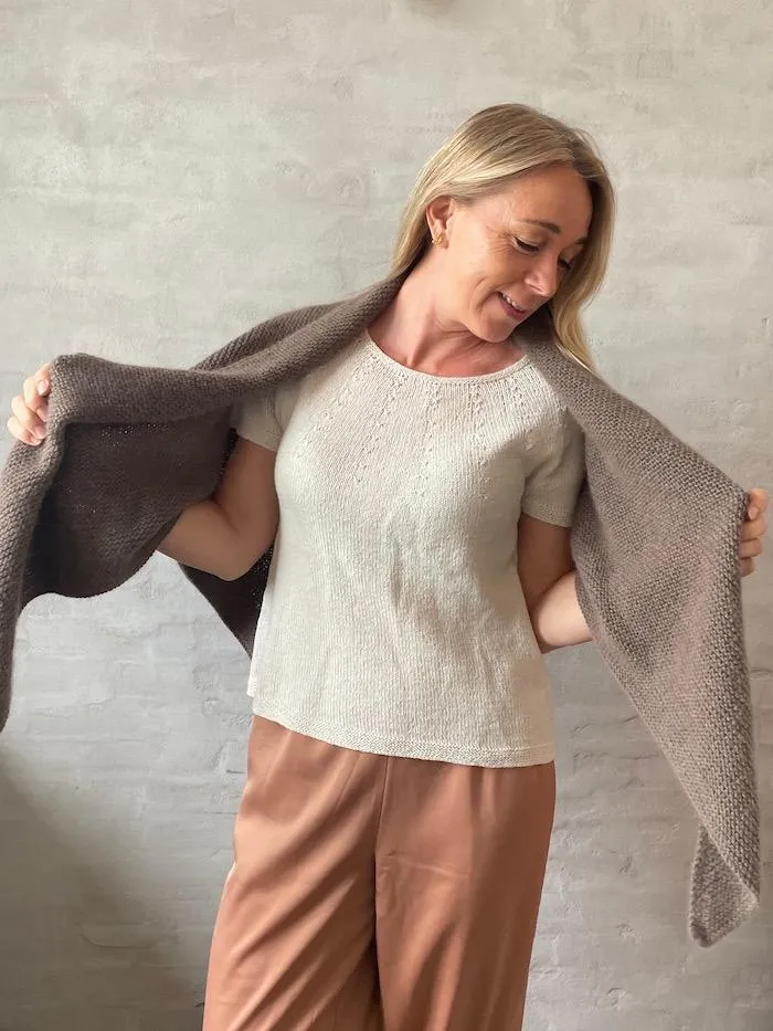 Easy Peasy triangular shawl by Önling, No 1 knitting kit