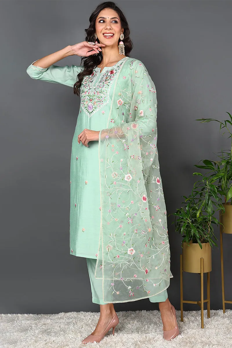 Plus Size Green Silk Blend Solid Embroidered Straight Style Suit Set