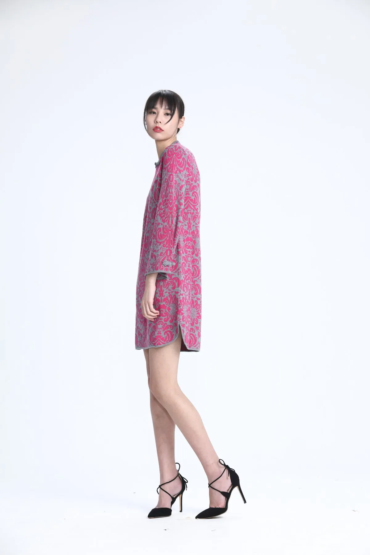 Yi-ming Fuchsia and Grey Signature Pattern Knit A-line Qipao